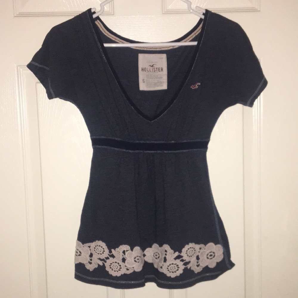 Hollister Top